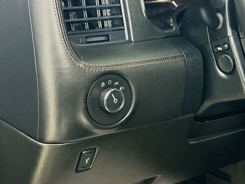 Used 2016 Lincoln Navigator L Reserve image 10