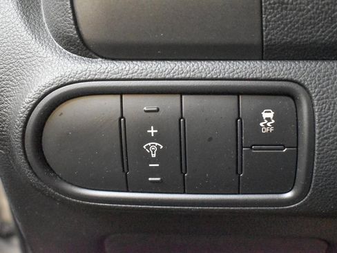 Used 2018 Kia Forte LX image 15