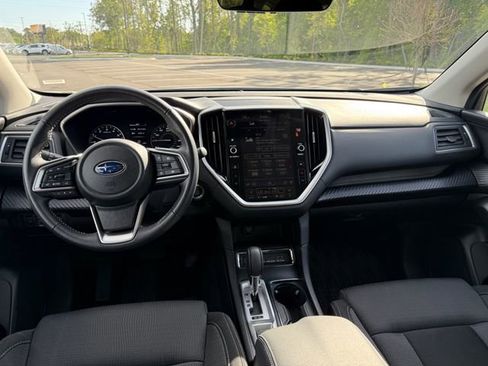 Used 2025 Subaru Ascent Premium image 12