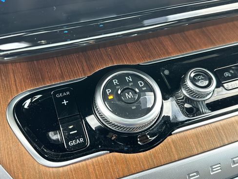 Used 2025 Ford Expedition King Ranch AWD/4WD image 35