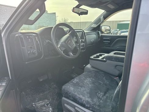 Used 2015 GMC Sierra 2500 4x4 Regular Cab w/ Sierra Convenience Package image 4