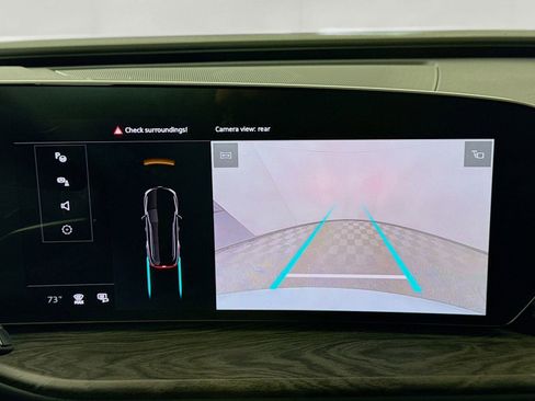 Used 2025 Audi Q5 Premium image 17