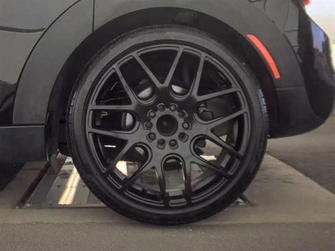 Used 2017 MINI Cooper S image 12