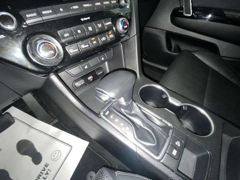 Used 2022 Kia Sportage EX FWD image 19