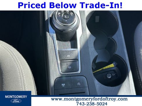 Used 2022 Ford Escape SE image 26