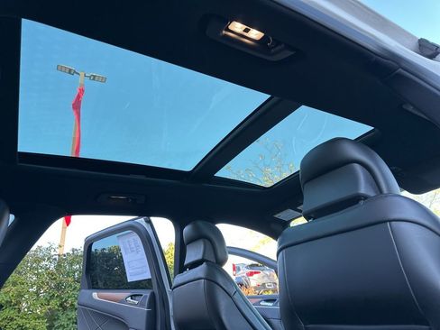 Used 2019 Lincoln MKC Reserve w/ MKC Climate Package image 30