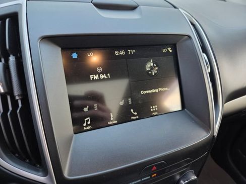 Used 2017 Ford Edge SEL w/ Equipment Group 201A AWD/4WD image 14