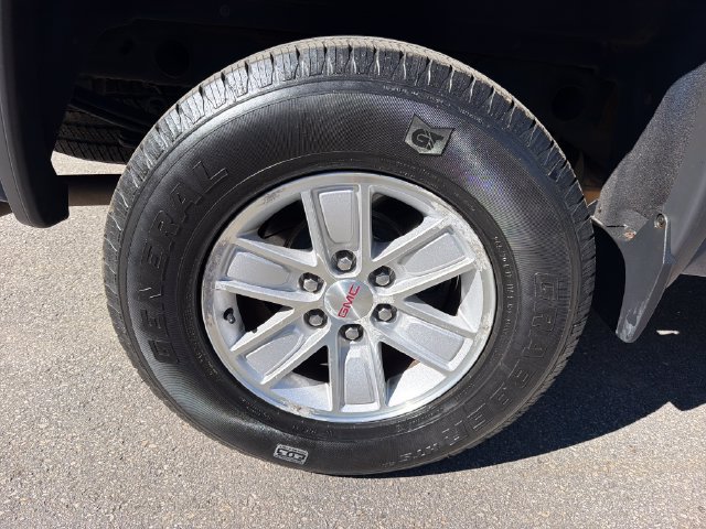 Used 2015 GMC Sierra 1500 SLE w/ SLE Value Package AWD/4WD image 30