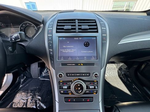 Used 2019 Lincoln MKZ Premiere AWD/4WD image 27