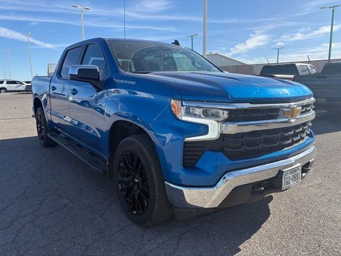 Used 2023 Chevrolet Silverado 1500 LT w/ Protection Package image 6