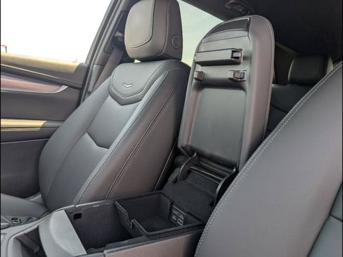 Used 2026 Cadillac XT5 Luxury FWD image 18