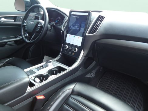 Used 2024 Ford Edge SEL w/ Convenience Package AWD/4WD image 24