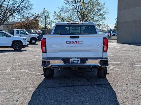 New 2026 GMC Sierra 1500 SLE AWD/4WD image 10