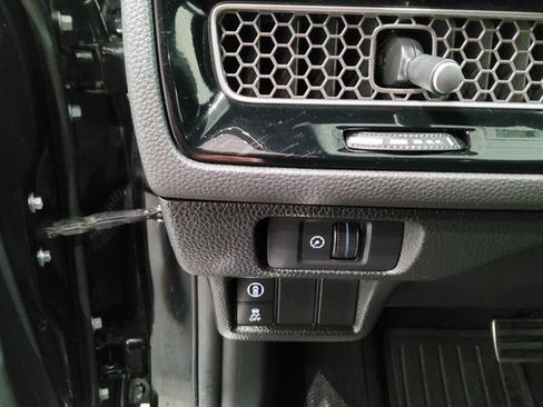 Used 2023 Honda Civic Sport image 23