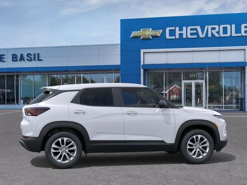 New 2026 Chevrolet TrailBlazer LS AWD/4WD image 5