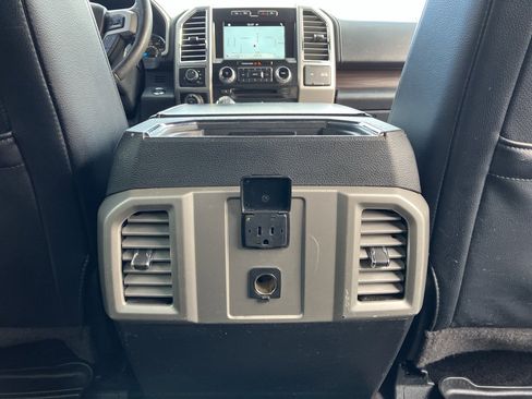 Used 2016 Ford F150 Lariat w/ Equipment Group 501A Mid image 33