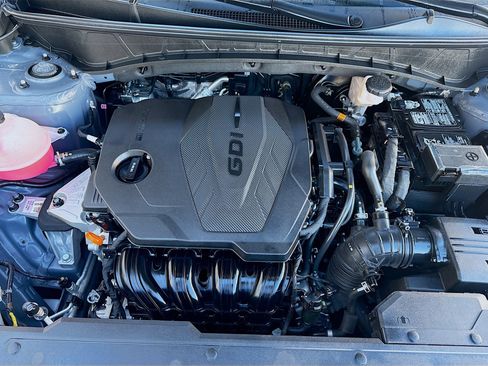 Used 2025 Hyundai Tucson SE image 34