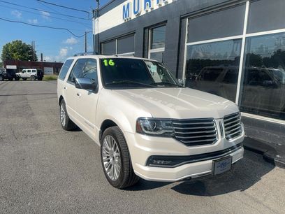 Used 2016 Lincoln Navigator Select