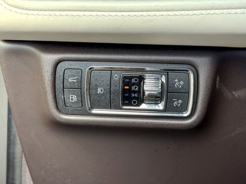 Used 2023 Lincoln Aviator Black Label Grand Touring image 34