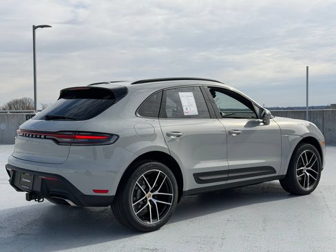 Used 2026 Porsche Macan AWD/4WD image 7