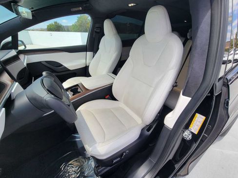 Used 2022 Tesla Model X Plaid AWD/4WD image 21