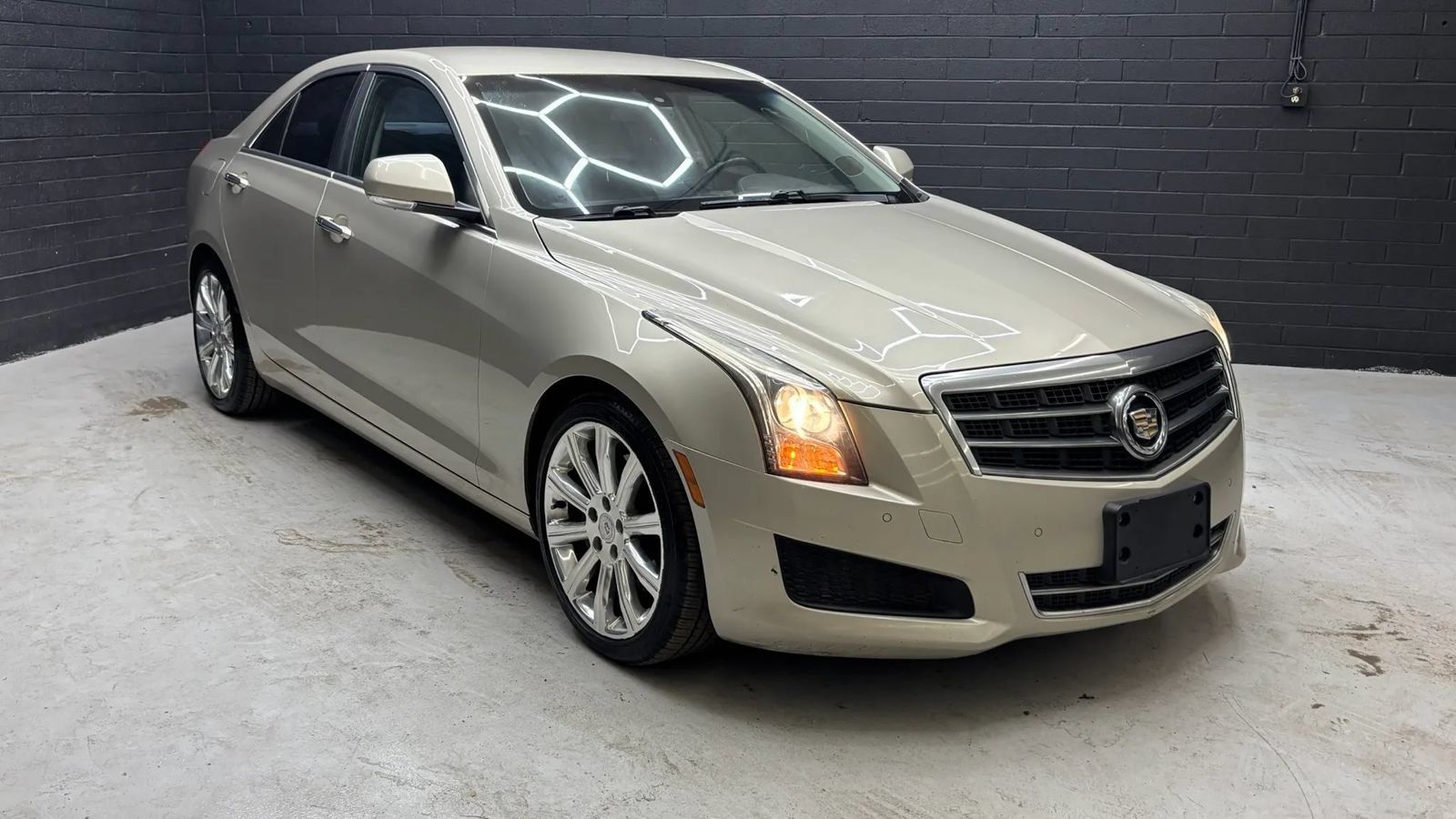 Used 2014 Cadillac ATS Luxury RWD image 1