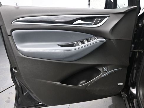 Used 2022 Buick Enclave Essence w/ Experience Buick Package image 27