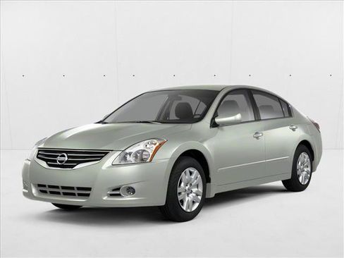 Used 2012 Nissan Altima 2.5 S FWD image 1