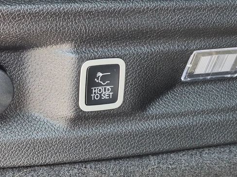 Used 2024 Jeep Grand Cherokee L Summit w/ High Altitude Package AWD/4WD image 30