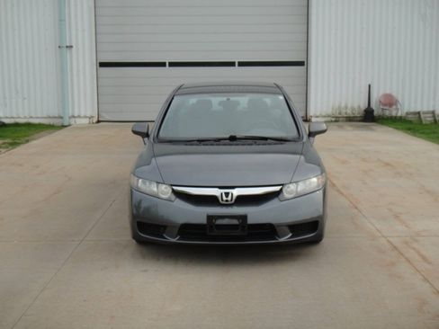 Used 2010 Honda Civic LX image 3