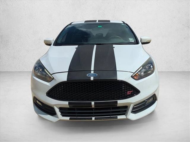 Used 2018 Ford Focus ST FWD image 2