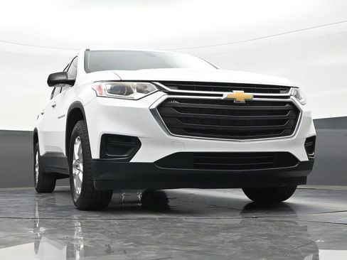 Used 2020 Chevrolet Traverse LS FWD image 26
