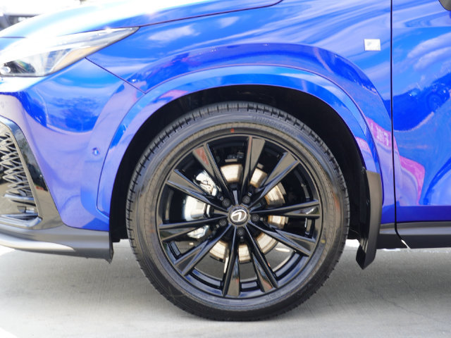 Used 2025 Lexus NX 350 F Sport AWD/4WD image 13