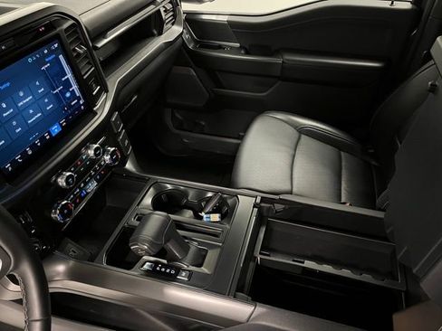 Used 2025 Ford F150 Lariat AWD/4WD image 39