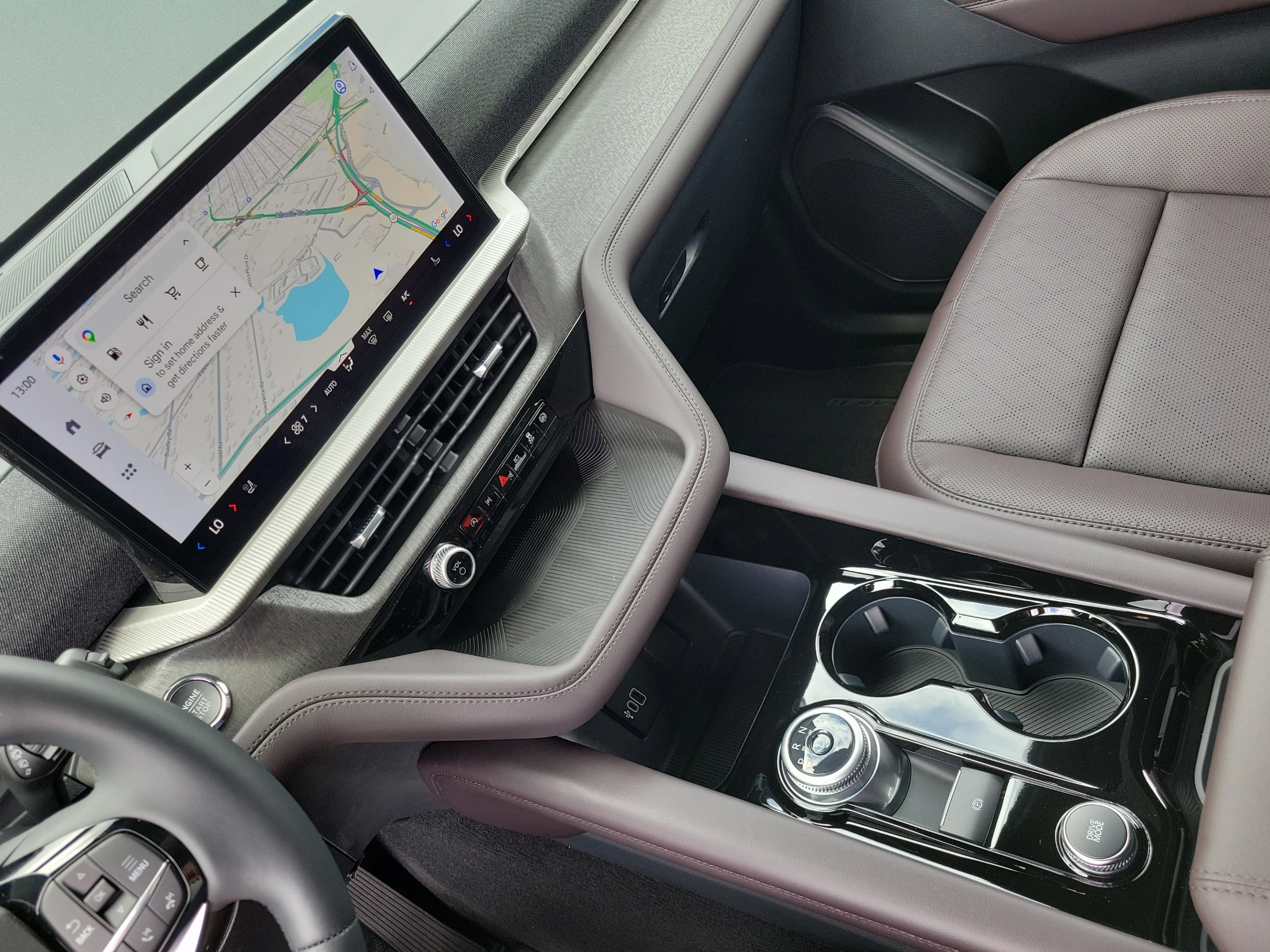 New 2026 Ford Explorer Platinum RWD image 34