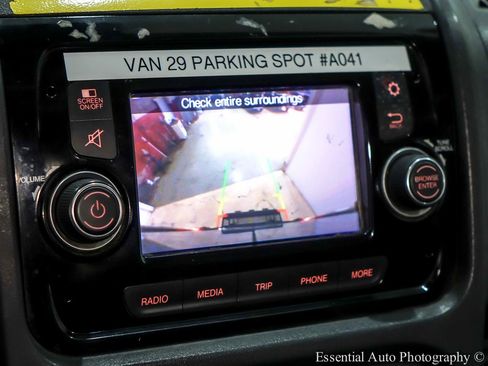 Used 2021 RAM ProMaster 3500 FWD image 12
