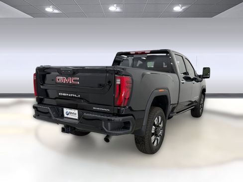 Used 2026 GMC Sierra 2500 Denali w/ Denali Reserve Package AWD/4WD image 9