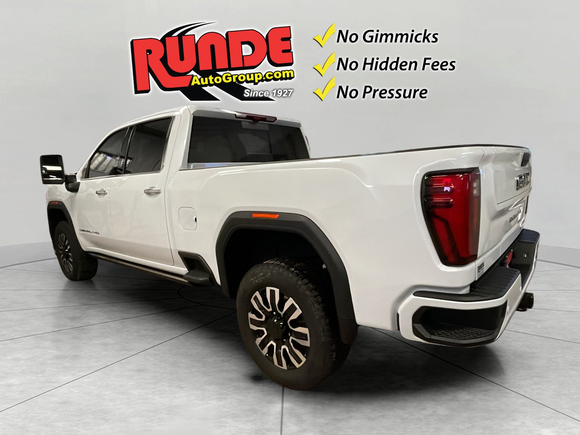 Used 2026 GMC Sierra 2500 Denali Ultimate AWD/4WD image 4