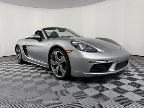 Certified 2024 Porsche 718 Boxster image 7