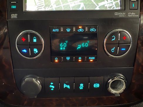 Used 2013 GMC Sierra 2500 Denali image 49