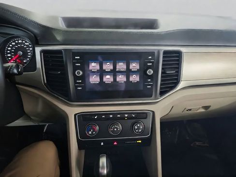 Used 2018 Volkswagen Atlas SE AWD/4WD image 14