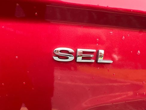 Used 2012 Ford Fusion SEL FWD image 36