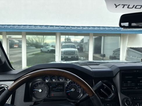 Used 2015 Ford F250 Platinum w/ FX4 Off-Road Package image 13