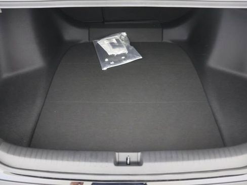 Certified 2025 Honda Accord SE image 21
