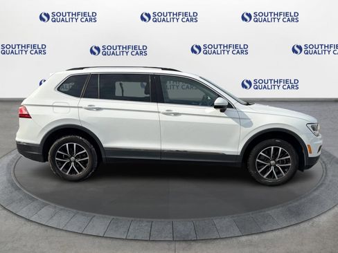 Used 2021 Volkswagen Tiguan SE image 8