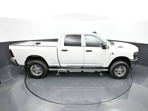 New 2026 RAM 2500 Tradesman AWD/4WD image 27