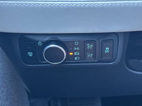 Used 2024 Ford Mustang Mach-E Premium image 32