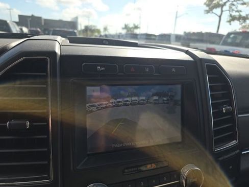 Used 2020 Ford Expedition Limited w/ Equipment Group 301A image 15