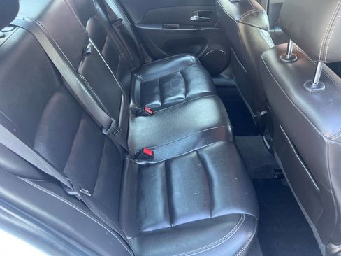 Used 2016 Chevrolet Cruze LT image 13