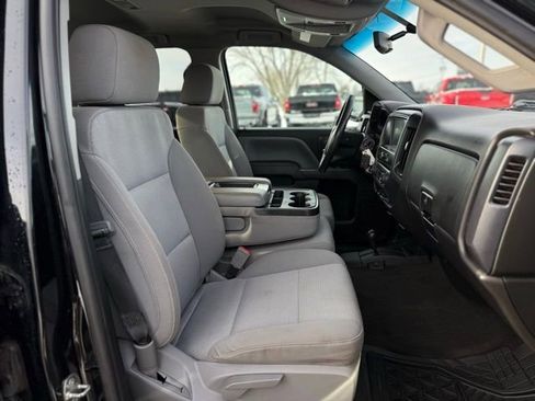 Used 2018 Chevrolet Silverado 1500 W/T image 16